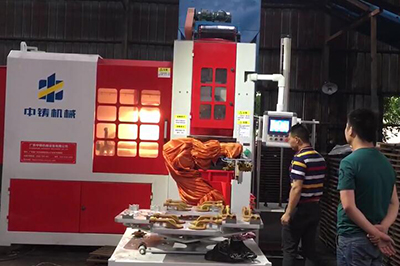 自動(dòng)化機(jī)械手下砂芯